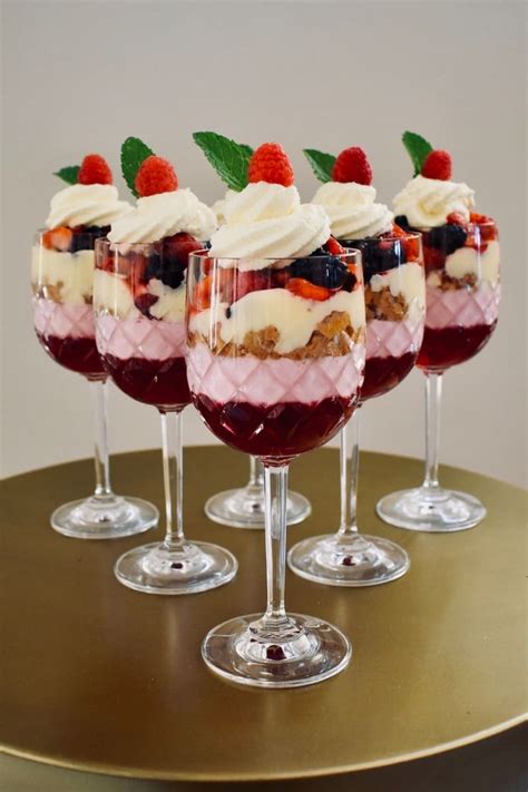 mini-trifles-christmas-recipe-cooking-with-nana-ling image