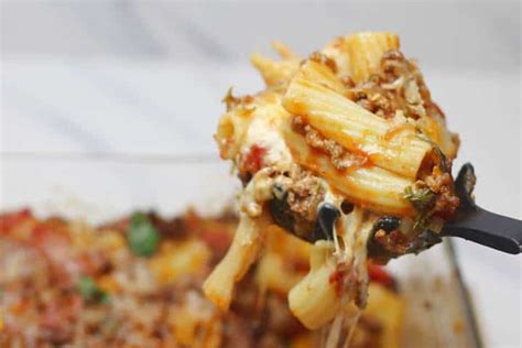 cheesy-bolognese-pasta-bake-the-sopranos-ziti-al-forno image