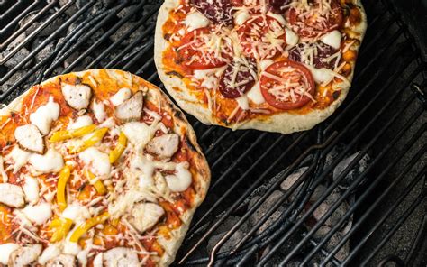 basic-grilled-pizza-recipe-quick-and-easy image