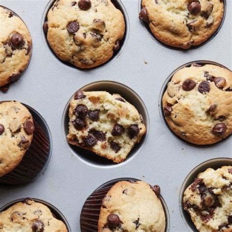 soft-and-moist-chocolate-chip-muffins-ridiculously image