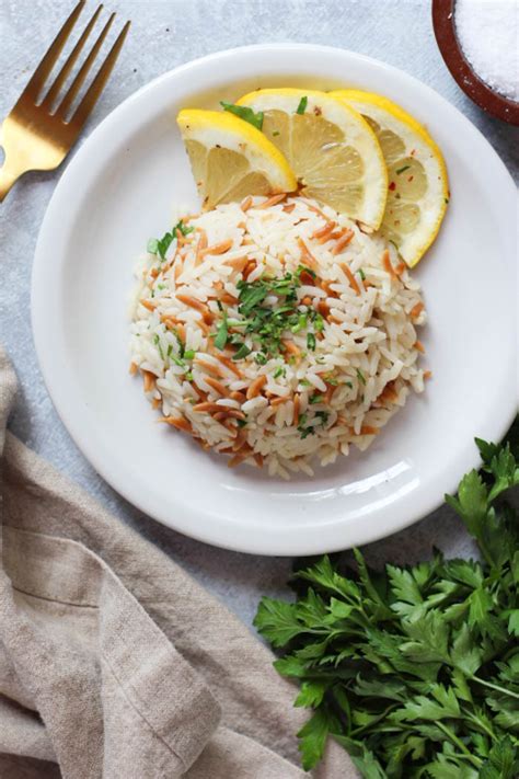 turkish-rice-pilaf-with-orzo-recipe-unicorns-in-the image