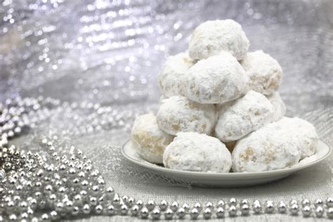 recipe-for-kourabiedes-greek-sugar-cookies image