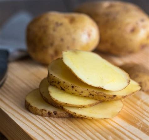 crispy-potato-mojos-recipe-pinch-of-yum image
