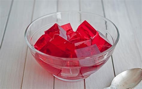gelatin-what-it-is-made-of-health-benefits-nutrition-and image