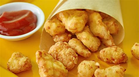 deep-fried-cheese-curds-recipe-wisconsin-cheese image