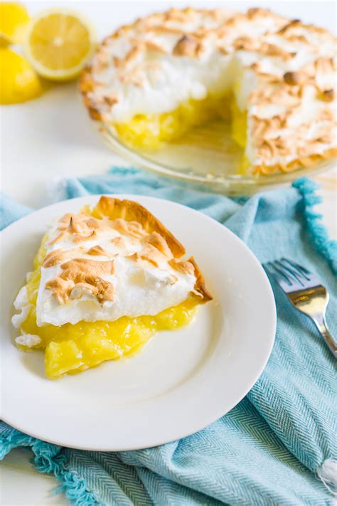 the-best-lemon-meringue-pie-the-love-nerds image