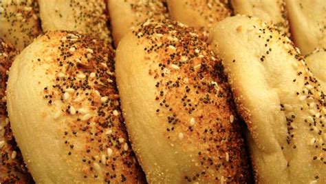 breadmaker-bagel-recipe-oakland-county-moms image