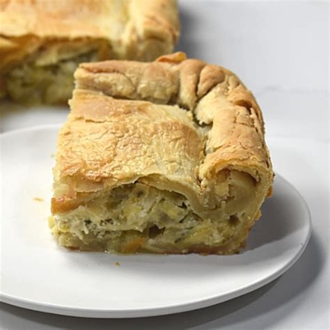 greek-leek-pie-with-homemade-phyllo-dough-bigoven image