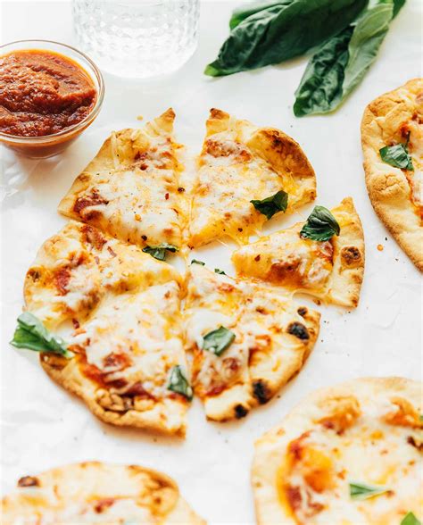 easy-naan-pizza-15-minutes image