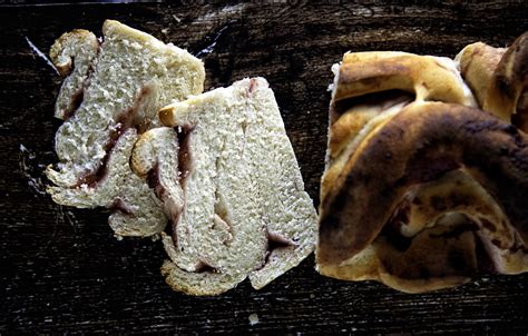 jellied-cranberry-sauce-bread-sweet-recipeas image