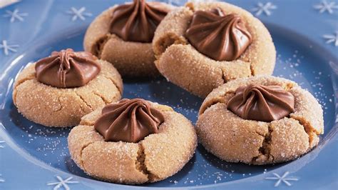 chocolate-star-gingersnaps-recipe-pillsburycom image