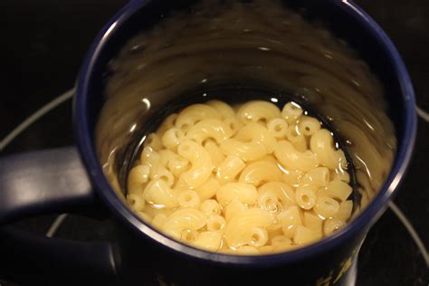 how-to-make-real-mac-n-cheese-in-a-mug image