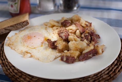 easy-corned-beef-hash-recipe-what-dad-cooked image
