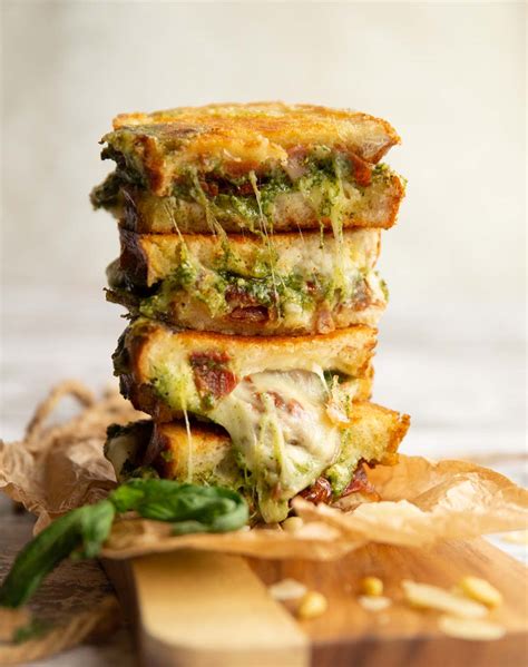 the-ultimate-pesto-grilled-cheese-something-about image