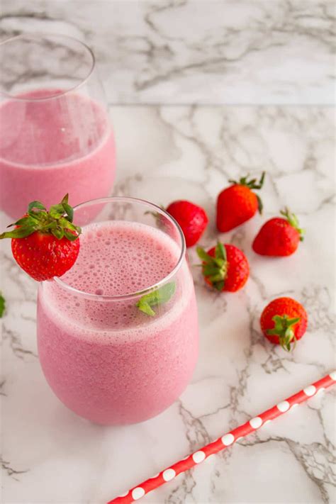 simple-strawberry-smoothie-with-mint-only-6 image