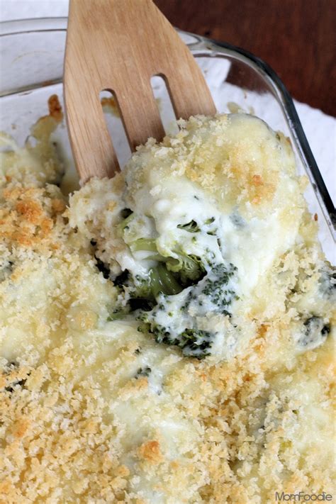 broccoli-au-gratin-casserole-recipe-super-cheesy image