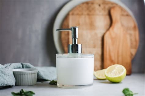 remodelaholic-liquid-dishwasher-soap-how-to-make image
