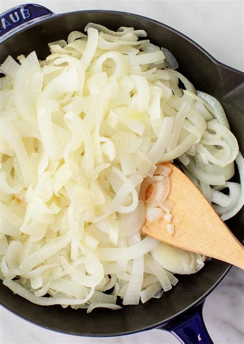 caramelized-onions-recipe-love-and-lemons image