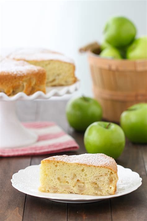 apple-sharlotka-russian-apple-coffeecake-olgas image