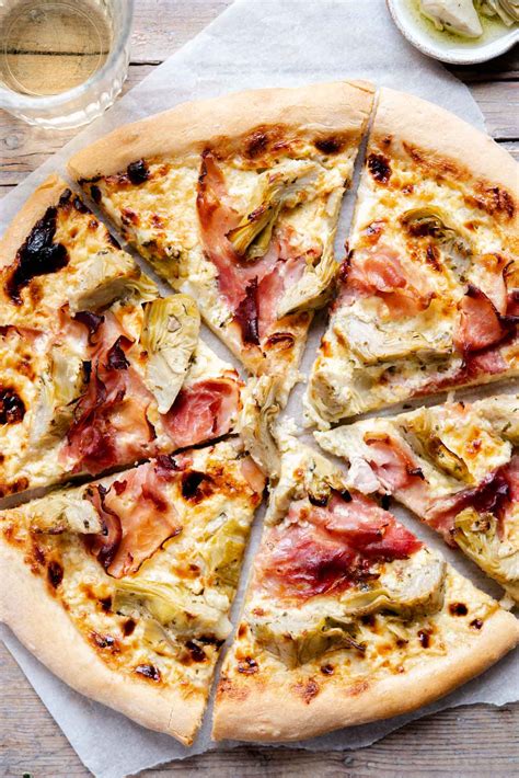 cheesy-artichoke-pizza-with-prosciutto-cotto image