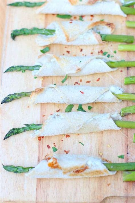 asparagus-roll-ups-appetizer-with-cream-and-blue-cheese image