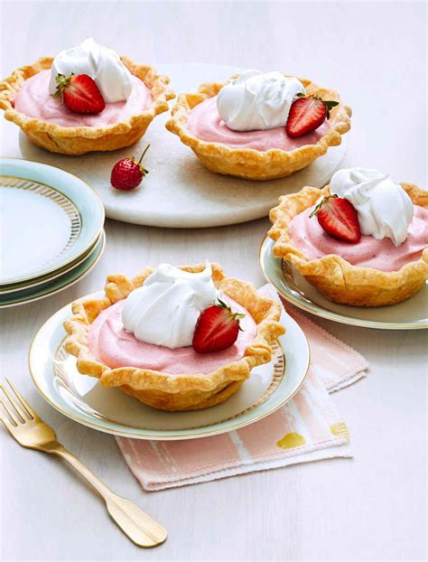 50-pretty-pies-for-mothers-day-southern-living image