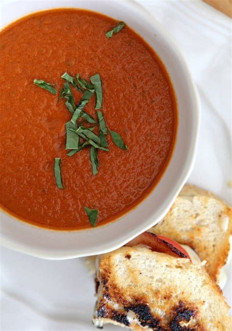 how-to-make-homemade-spicy-tomato-soup image