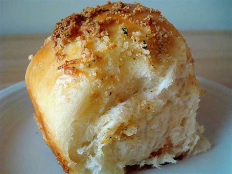 cheese-rolls-with-buttery-parmesan-crust-mels-kitchen image