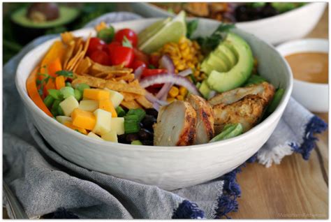 southwest-grilled-chicken-and-avocado-salad-with image