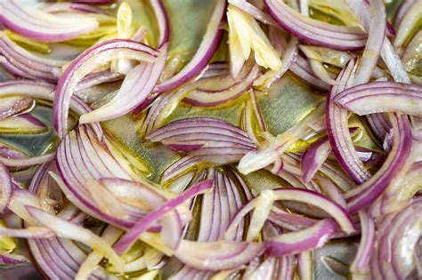 sauted-kale-with-red-onions-the-genetic-chef image