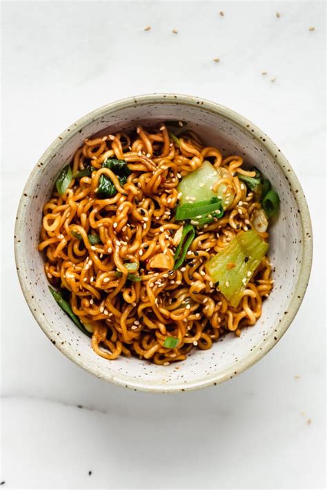 13-quick-easy-asian-noodle-recipes-choosing-chia image