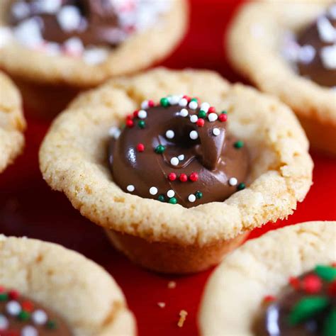 nutella-cookie-cups-video-mom-loves-baking image