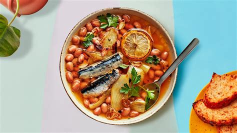 braised-beans-and-sardines-with-fennel image
