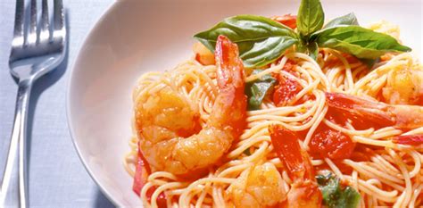 pasta-with-quick-marinara-and-shrimp-oldways image