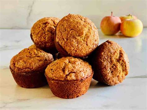 easy-applesauce-muffins-the-short-order-cook image