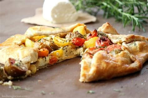 roasted-heirloom-tomato-and-goat-cheese-galette image
