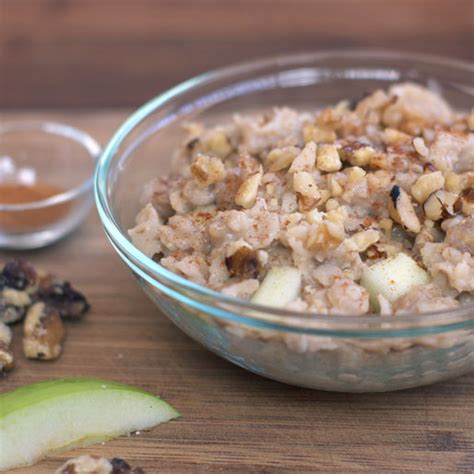 apple-walnut-oatmeal-recipe-mrbreakfastcom image