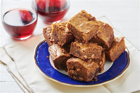 butterscotch-brownies-recipe-aka-blondies image