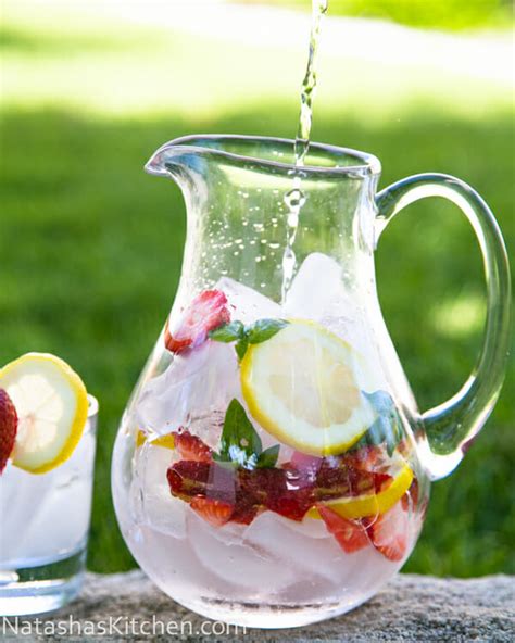 amazing-spa-water-recipes-perfect-warm-weather-drink image