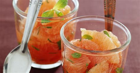 grapefruit-salad-with-mint-recipe-eat-smarter-usa image