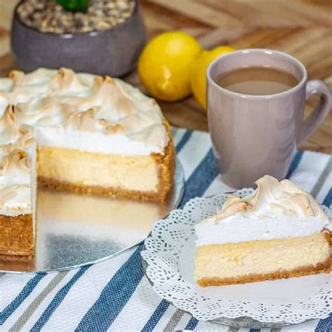 best-ever-lemon-meringue-cheesecake-thats-light-and image
