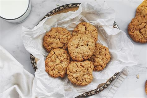 easy-british-hobnob-biscuit-cookie-recipe-the image