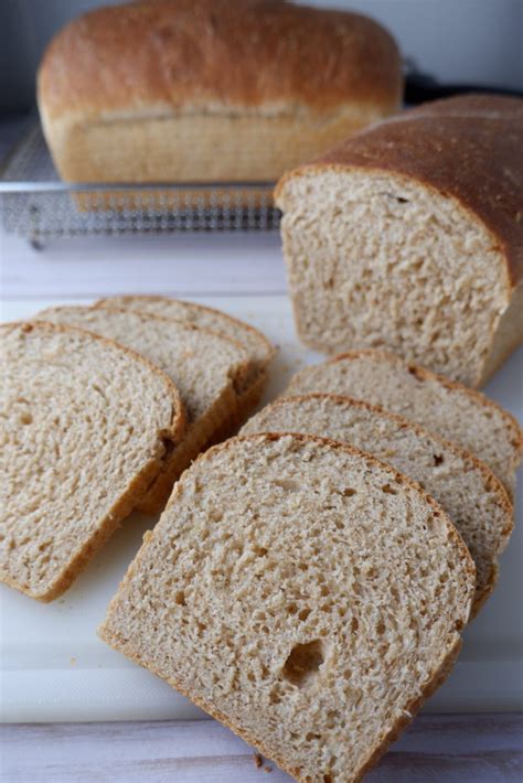 whole-wheat-quinoa-sandwich-bread-dummy-in-the image
