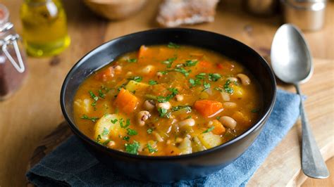 southern-new-years-day-black-eyed-pea-soup image