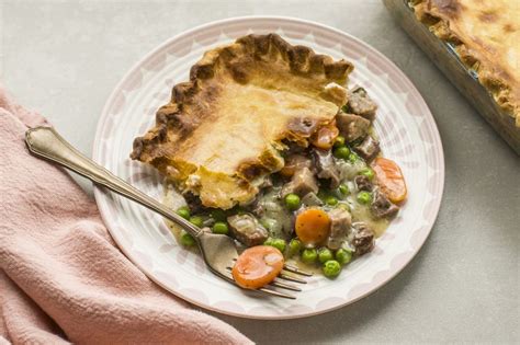 leftover-steak-pot-pie-with-vegetables image