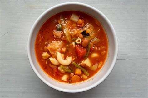 hawaiʻi-comfort-food-portuguese-bean-soup image