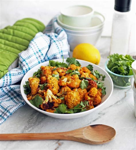 roasted-spicy-cauliflower-with-paprika-and-turmeric image