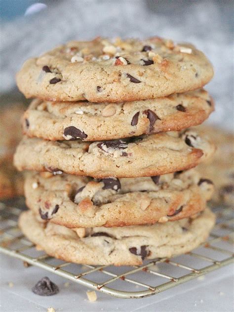easy-to-make-peanut-butter-banana-chocolate-chip-cookies image