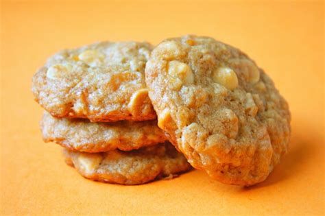oatmeal-cookies-with-dried-apricots-and-white-chocolate image