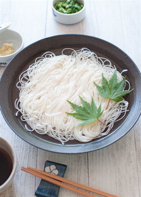 somen-japanese-cold-noodles-recipetin-japan image